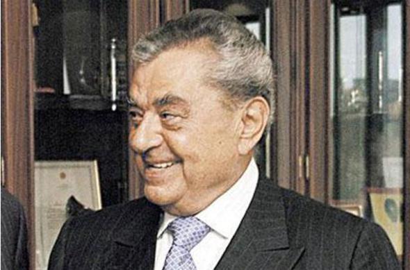 <p>KAML YAZICI</p>  <p>  Serveti: 575 milyon dolar</p>  <p>  Servet kayna: Yazclar Holding</p>  <p>  Doum Yeri:  Nevehir</p>  <p>  ERHAN KURDOLU</p>  <p>  Serveti: 500 milyon dolar</p>  <p>  Servet kayna: Ata Holding</p>  <p>  Doum Yeri:  Samsun</p>  <p>  HAKKI YILDIZ</p>  <p>  Serveti: 450 milyon dolar</p>  <p>  Servet kayna: Yldzlar Yatrm Holding</p>  <p>  Doum Yeri:  Samsun</p>  <p>  ERDOAN DEMRREN</p>  <p>  Serveti: 500 milyon dolar</p>  <p>  Servet kayna: Demirren Grubu</p>  <p>  Doum Yeri:  Bursa</p>