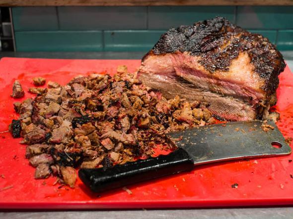 lke: ngiltere  <p>  1 ylda kii bana den et miktar: 84.2 kilogram  <p>  lke: Brezilya<p>    1 ylda kii bana den et miktar: 85.3 kilogram