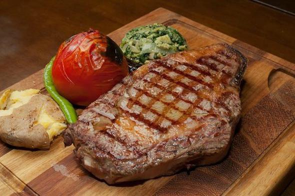 lke: Avusturalya<p>    1 ylda kii bana den et miktar: 111.5 kilogram<p>    lke: Kuveyt  <p>  1 ylda kii bana den et miktar: 119.2 kilogram