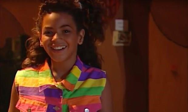 Beyonce    <p>Beyonce&#8217;nin daha nce grlmemi 12 video kasedi ortaya kt. Dnyaca nl ABD&#8217;li arkcnn 10 yandaki halini gsteren videolarda; Beyonce&#8217;nin, daha sonra Destiny&#8217;s Child&#8217;a dnecek olan alt kiilik Girls Tyme grubu yesiyken ekilmi hali grlyor.