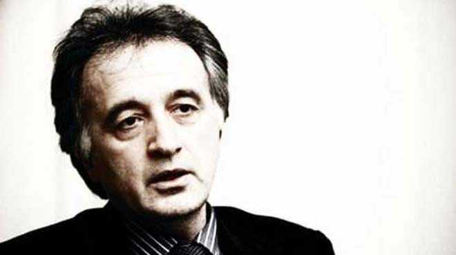 BR DER TEZ: DEFTER BAKASINA AT<p>    Konuyu 2015'te sayfalarna tayan Tarih ve Medeniyet Dergisi, gnmzn saygn tarihilerinden Prof.Dr. Feridun Emecen'e atfen u satrlar yazar: Her eyden nce defterdeki baz aksak ve orantsz izgilere nazaran baz izimler ok iyi niteliktedir. Kesik, titrek, ekingen izgilerin yan sra muntazam, uzun ve kesin izgiler mevcuttur. zellikle balk, leylek, ku gagas izimlerinde bu durumu tahlil etmek mmkndr. (Bu durumun nver&#8217;in de dikkatinden kamad grlmektedir.)