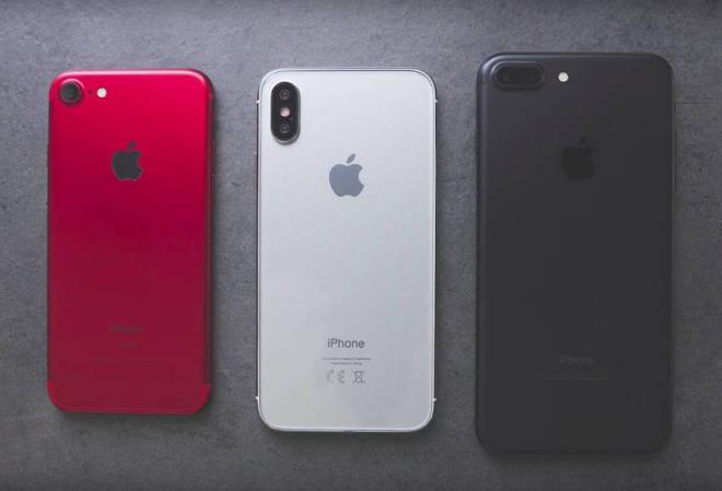 Peki ya kamera? Geni al ve telefoto lensler iin optik grnt sabitleme zelliine sahip, dikey olarak konumlandrlm ift lensli arka kameraya sahip olaca syleniyor. Ayn zamanda AR ve dier kamera teknolojilerine yardmc olmas iin arka kameralarda 3D alglayc da bulunacak.  <p>  Apple&#8217;n 3D lazer sistem alglaycsnn iPhone 8&#8217;ler iin daha iyi derinlik bilgisi sunaca belirtiliyor. Mekanla etkileimin ok nemli olduu ARKit uygulamalarnda hassasiyeti artrmaya yardmc olacak bu teknoloji, tm bu baarl zelliklerinin yannda fotoraf iin daha doru bir otofokus sunacak.  <p>  Dediim gibi iPhone 8&#8217;in bir sr yeni zellii olacak. Herkes heyecanla bu telefonu bekliyor, buraya kadar her ey ok gzel. Fiyat, mebla, cret? Syleyeyim mi?