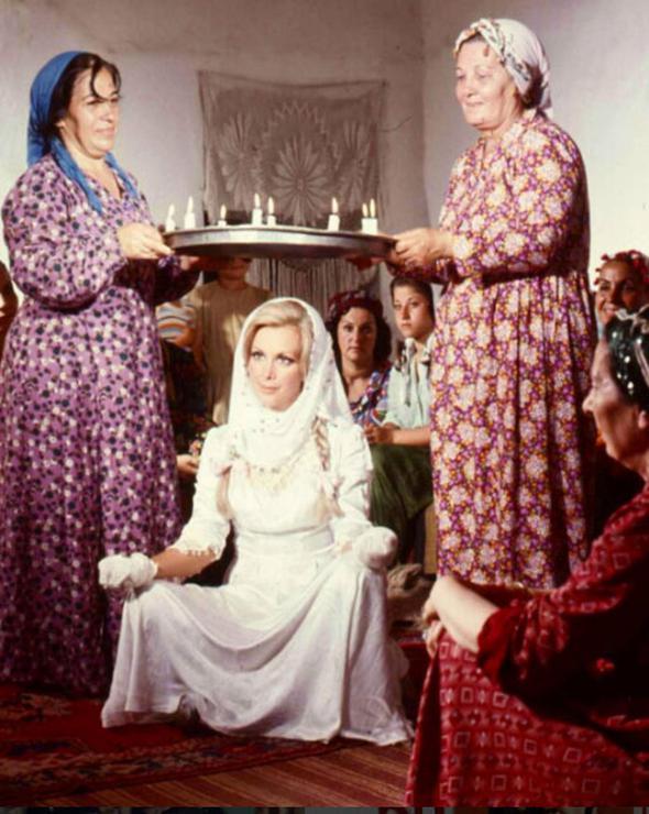 Haydi bu fotoraf bu kez tatl dillilere gelsin... "Tatl Dillim - 1972"