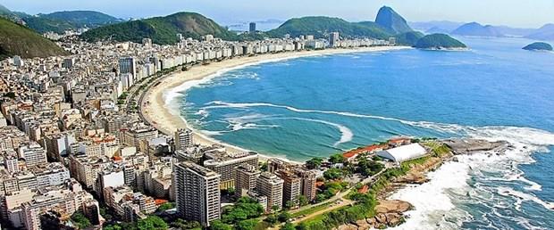 4. ili<p>  1988 saat