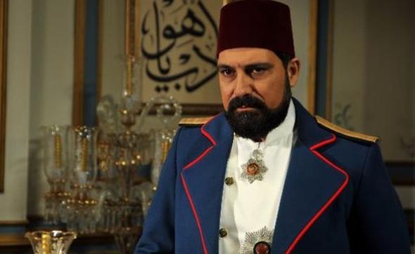 <p>PAYTAHT ABDLHAMD</p>  <p>  Baroln Blent nal'n stlendii dizi  cuma akamlar ekrana gelecek. </p>