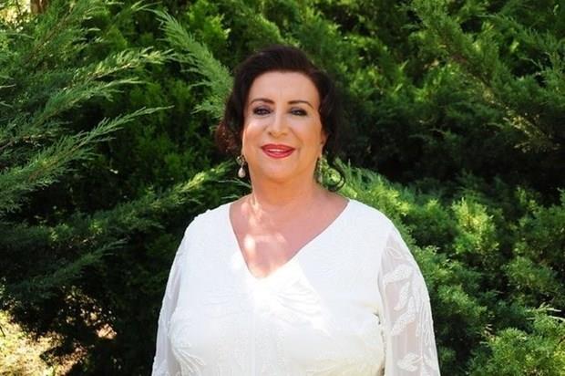 Usta sanat Perran Kutman, "Uzmanlar felaket uyars yapmadan nce biletimi alp Trkiye'ye dndm. Verilmi sadakamz varm" diye konutu.