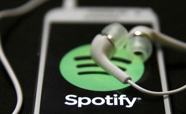 Spotify: iOS uygulama maazas ierisinde en geni mzik veri ak servislerinden biri olarak hizmet veren Spotify, sanat, albm, mzik tarz ve benzeri filtrelemelere gre mzik keyfini ikiye katlayan sistemiyle gnllerde taht kurdu. Bylece iOS uygulamalar arasnda kullanclarn en ok tercih ettii uygulamalardan biri haline geldi.