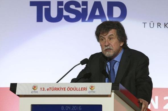 FARUK ECZACIBAI<br /> <br /> Serveti: 1.5 milyar dolar<br /> <br /> Servet kayna: Eczacba Holding<br /> <br /> Doum Yeri: stanbul