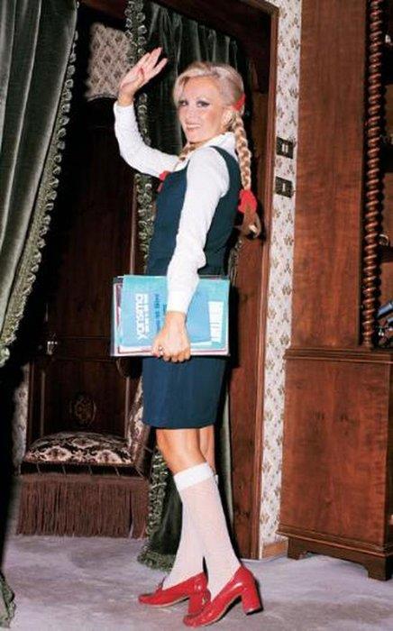 Beypazar'nda dnyaya gelen ve sinemaya tamamen tesadf sonucu balayan Trk sinemasnn 'Kolejli Kz' Filiz Akn, filmleriyle milyonlarn gnlnde taht kurdu.