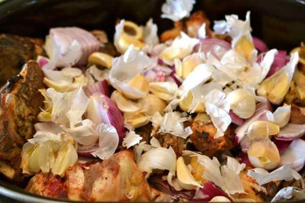 - Sebze ve eti soan, sarmsak kabuklaryla piirerek; daha besleyici nler elde edebilirsiniz.