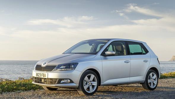 B snf iinde en ok satan otomobiller ise B2 kategorisinde yer alan kk hatchback otomobillerden olutu.    <p>Bu snfta 8 ayda toplam 78 bin otomobil satlrken toplam B snfndan ald pay ise yzde 58 oldu.<p>    bizde bu snfn en ok satan otomobillerini sizin iin belirledik.