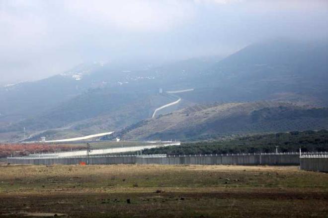 Bylece, in Seddi ve Meksika-Amerika Birleik Devletleri snrndan sonra dnyann en uzun nc duvar, Trkiye-Suriye snrna rlm olacak.