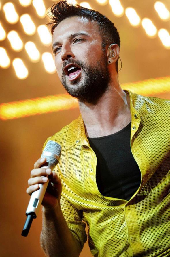 Tarkan'n babas Almanya'da alan bir iiydi.