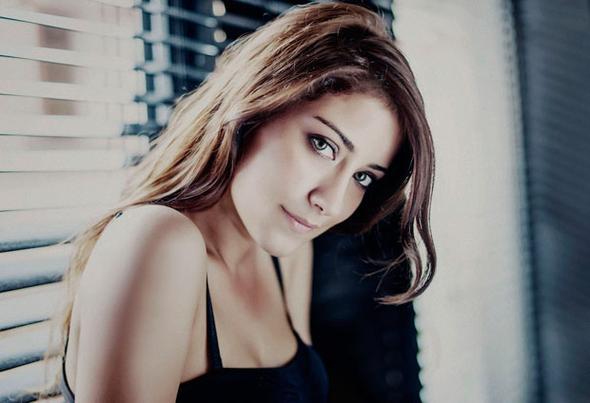 Hazal Kaya'nn annesi bir avukat.