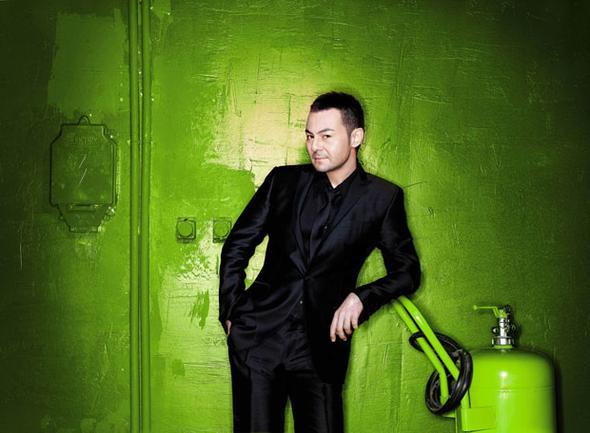 Kklnde babasnn para kazanmann nasl bir ey olduunu renmesi iin kendisini altrdn anlatmt Orta. Orta'n babas tornacyd. nl arkc da bir sre nce babasn kaybetti.