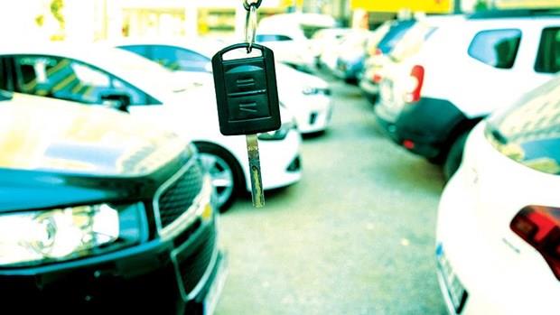 2018'DE SSTEM DEECEK  <P>  Yeni yldan itibaren MTV'de sistem deiecek. u andaki sistemde aracn motor hacmi belirleyici olurken, yeni yldan itibaren aracn vergisiz sat fiyat da MTV'de belirleyici olacak.