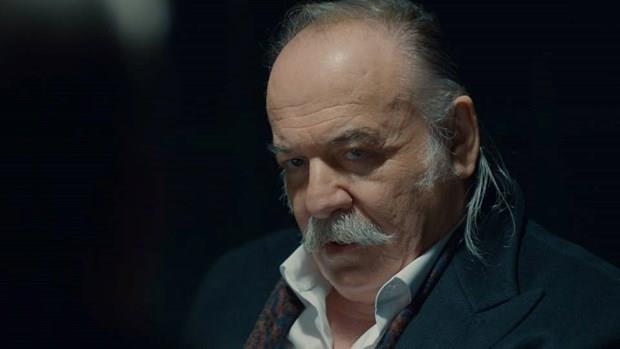 Bir kadn baroln daha olmas beklenen dizide Metin Akpnar, etin Tekindor, Altan Erkekli, Grkan Uygun, Burak Tamdoan, Ertan Saban, Duygu Boztepe ve Sevin Mee gibi isimlerin de rol alaca ne srld.