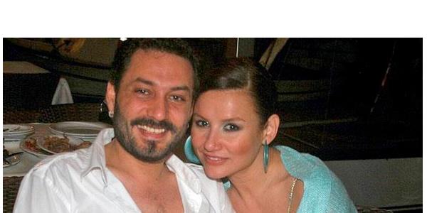 Ad Okan Baylgen ile ak dedikodularna karan Deniz Seki, son olarak evli ve iki ocuk babas Hsn enlendirici ile ak yaad.