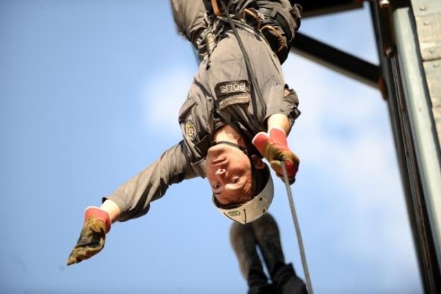 Kahraman zel harekatlar byle yetiiyor