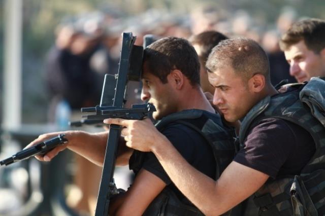 Kahraman zel harekatlar byle yetiiyor