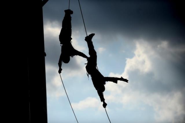 Kahraman zel harekatlar byle yetiiyor