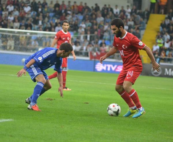 <p><b>STRATEJY BELRLED</b></p>    Fatih Terim Romanya ile yatyor Romanya ile kalkyor.