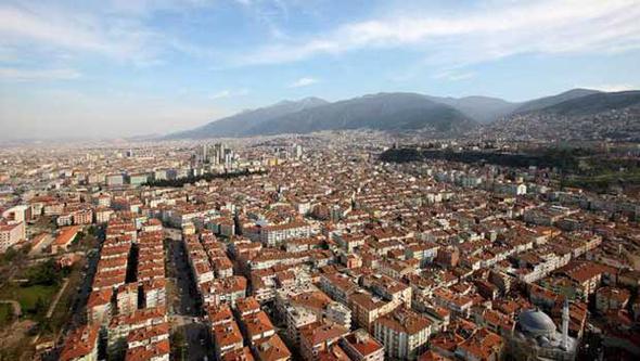 Eyl�l 2017 Emlak Endeksi verilerine g�re 2017’nin ilk 3 �eyre�inde T�rkiye’de en �ok de�erlenen il Edirne oldu. En �ok de�erlenen il�e ise Bursa’n�n Y�ld�r�m il�esi oldu.