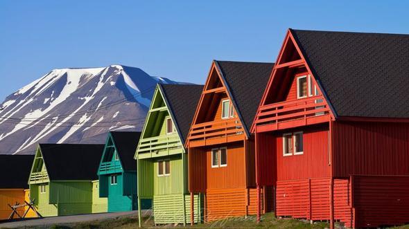 �kliminin daha da so�umas� nedeniyle 70 y�ld�r b�lgede �lenlerin defin i�lemleri ba�ka yerlerde yap�l�yor.