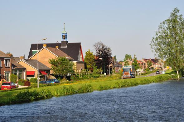 &#8220;Uzun vadeli grnm: Kresel ekonomik dzen 2050 ylnda nasl deiecek?&#8221; adl rapor 32 lkeyi satn alma gc paritesine gre GSYH baznda sralyor.  <p>  Satn alma gc paritesi, ekonomistler tarafndan belli bir zaman diliminde lkelerin ekonomik verimlilik ve yaam standartlarn belirlemek amacyla kullanlyor.