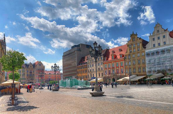 26- Polonya  <p>  Gayrisafi yurt ii hasla (GSYH): 1,505 milyar dolar