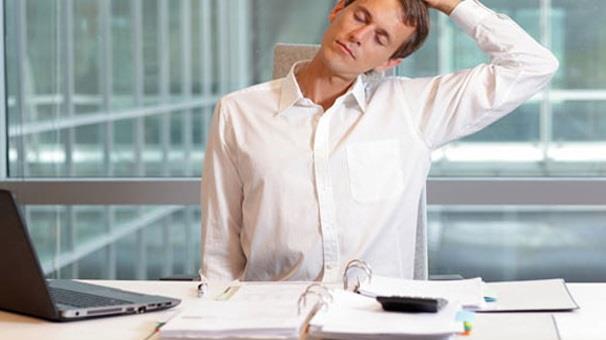 4-&nbsp;&Ccedil;alma yaam-duygusal yaam ilikisi<p>  zel hayatnzda salayamadnz duygusal ihtiyalarnz profesyonel alma ortamnda almaya almak mutsuzlua yol aabilir. nk alma ortam duygusal ihtiyalarn karlanmasn salayan bir yap deildir. Aile ve sosyal yaamdan farkl bir zellik gsterir.