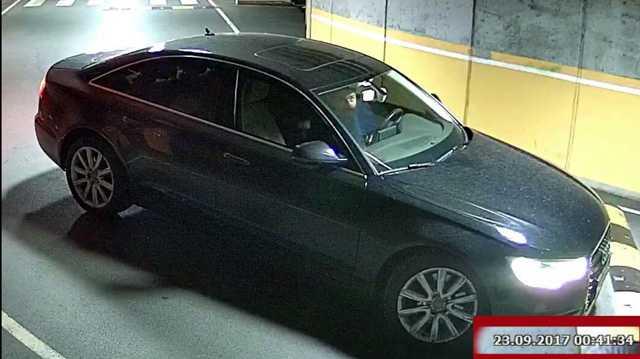 arkc Glben Ergen, 2 yl evliliin ardndan boand Televizyoncu Erhan elik' hakknda getiimiz gnlerde kendisine iddet uygulad, hakaret ve tehditte bulunduu iddiasyla mahkemeye bavurarak uzaklatrma talep etmiti.