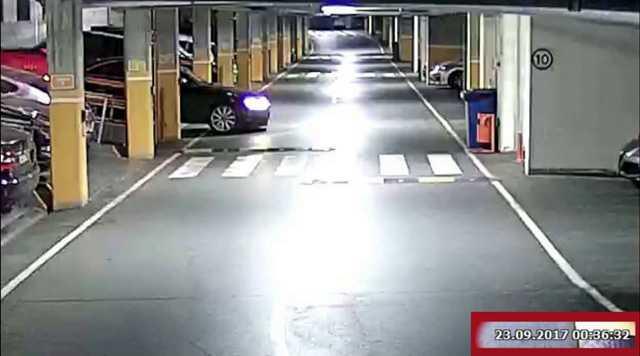 O FOTOGRAFLARA DA ERM YASAI ALDIRMITI arkc Glben Ergen eski ei Erhan elik hakknda uzaklatrma kararnn almasnn ardndan nbeti stanbul Sulh Ceza Hakimlii'ne bavurmu, 3 olunun plak fotoraflarn paylat iin elik'in instagram sayfasna eriim engeli karar aldrmt.