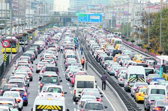 <p>MOTOR HACM: 1801-2000 cm aras </p>  <p>  ESK:   2878 </p>  <p>  YEN:   3598 </p>  <p>  DEM (%):    25</p>