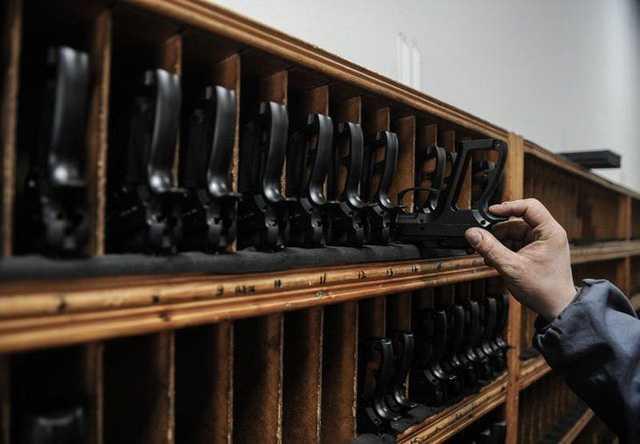 Askeri Standartta Pikatini Ray (MIL-STD-1913)