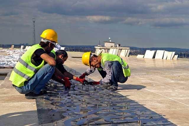 stanbul&#8217;un yeni simgelerinden amlca Camii&#8217;nin yl sonunda ibadete alabilmesi iin almalar hzla sryor.