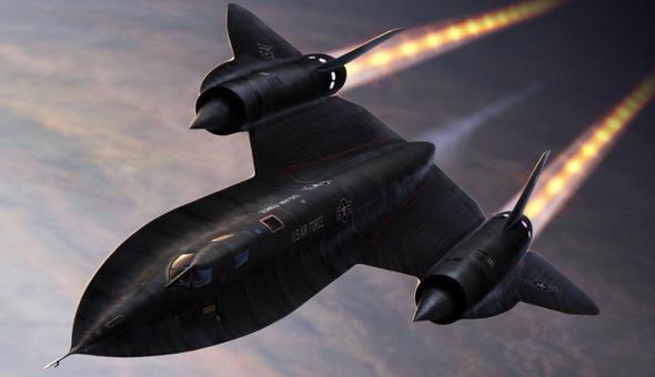 1990'da yaplan testlerde, SR-71 lerin saatte 5682 km'den fazla hz yapmas durumunda, d scakl yaklak 815 santigrat dereceye ulat halde uan hareket kabiliyetinde bir deime olmad grld.