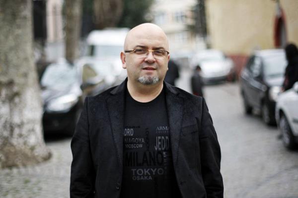 Zaman zaman alkol kullanm eserin dramatik yaps iin gerekliliktir.