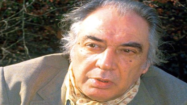 1- Sadettin Erbil  <p>  Soyadndan tandnz deil mi? lkemizin gelmi gemi en byk troll' Mehmet Ali Erbil'in babasdr.<p>    Yeilam filmlerinde o kadar fazla seslendirme yapmtr ki sesini duyar duymaz tanrsnz. Ama en nls kesinlikle bu 'naaaahahaha' efektli kt adam gl.<p>    Erol Ta ve bilumum kt adam seslendirmeleri ona ait.