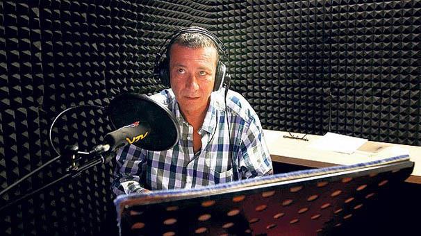 3- Fatih zacun<p>Kendi adma onu hep 'komik siyahi oyuncu' karakterlerini canlandrrken hatrlyorum.  <p>  Jackie Chan filmlerindeki elenceli, akac ve siyahi yan rol oyuncularnn hepsinde onun imzas var.<p>    Yalnzca bu da deil elbette. En nl karakterlerinden biri de Esaretin Bedeli filminde Morgan Freeman' seslendirmi olmas.     League of Legends oyununda o da Warwick karakterini seslendirdi. Ve daha nice belgesel, reklam, film...