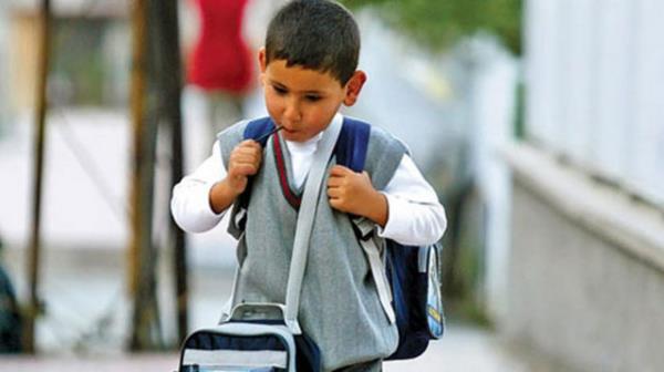 Et, st ve peynir gibi protein zengini rnler scaa kar duyarldr ve oda scaklnda abuk bozulurlar.