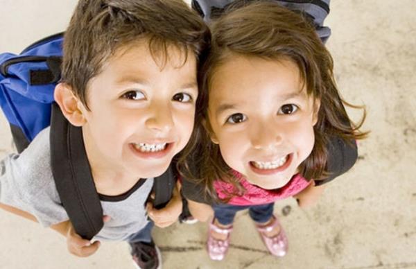 ocuklarn okuldaki baars doru motivasyon kadar doru beslenmeye de baldr. Uzm. Diyetisyen efika Aydn Seluk'tan okul andaki ocuklarn nasl beslenmesi gerektiine dair tyolar...