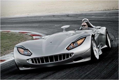 Vermont AG firmas�, �ok yak�nda bu otomobilin tamamen elektrikle �al��an modelini ve coupe modelini de tan�taca��n� a��klad�.