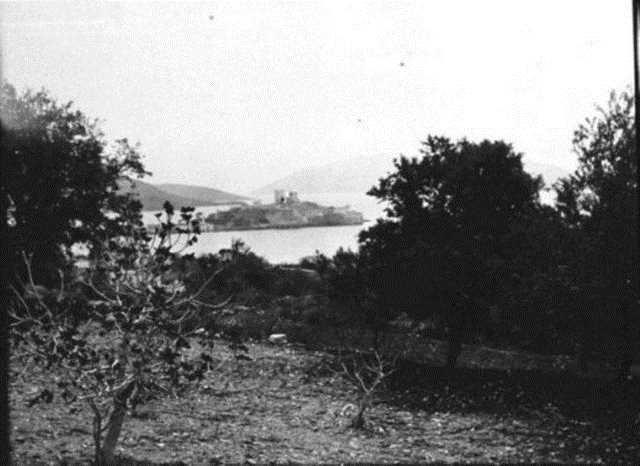 Mezopotamya&#8217;da Ge Hitit Dnemi&#8217;ne ait olan Karkam&#8217;da nemli keif ve incelemelerde bulundu, kazlar yapt. 1919 ylndaki Paris Konferans&#8217;na delege olarak katld ve Irak&#8217;n snrlarnn belirlenmesi iin alt.