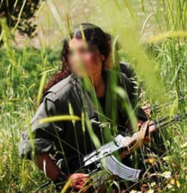 <p><b>"AYRILAMIYORDUM"</b></p>  BESE: PKK'ya katldmda "te dadaym, silahm var; o halde zgrm" diye dnyordum.