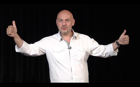 Trkiye'ye dnnde de akademik almalarna devam eden Mehmet Auf O.D.T. ktisadi ve dari Bilimler Fakltesi, letme Blmnde MBA yapt.Kariyerine O.D.T. letme Blmnde retim grevlisi olarak balayan Mehmet Auf daha sonra Bilkent niversitesinde de benzer grevde bulundu. ODT ve Bilkent niversitelerinde ders vermeye devam ederken bir sre Toplu Konut daresinde Bakan Danman olarak grev ald.