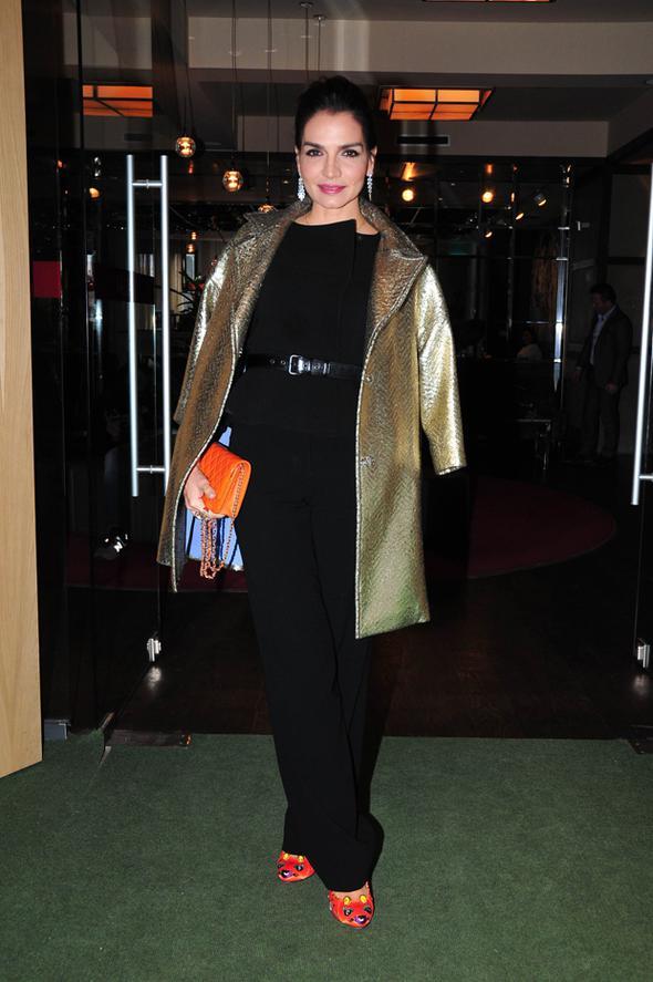 Ama adn sunuculukla duyurdu.