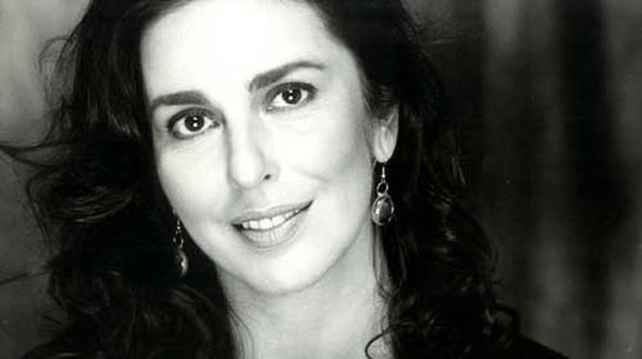 Daha sonra sinemaya yneldi.