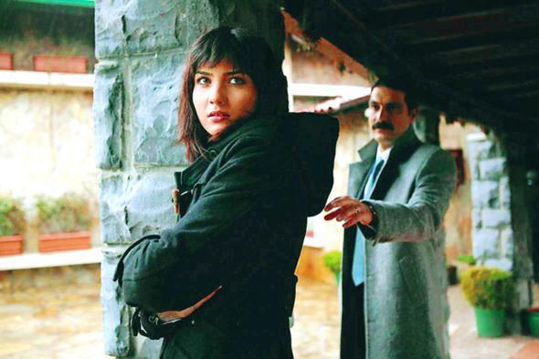 Ynetmen Tomris Giritliolu ile tantktan sonra oyunculua balad.