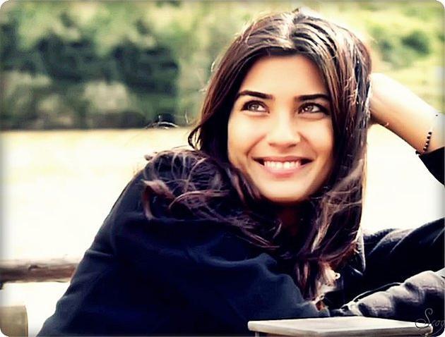 Oyuncu Tuba Bykstn Los Angeles'ta dzenlenecek Uluslararas Asya Film Festivali'nin jrisinde yer alacak. Bykstn bu festivalde jri yelii yapan ilk Trk olacak.<p>        Tuba Bykstn yarn balayacak ve ABD'nin Los Angeles ehrinde dzenlenen Uluslararas Asya Film Festivali'nde jriye seildi.